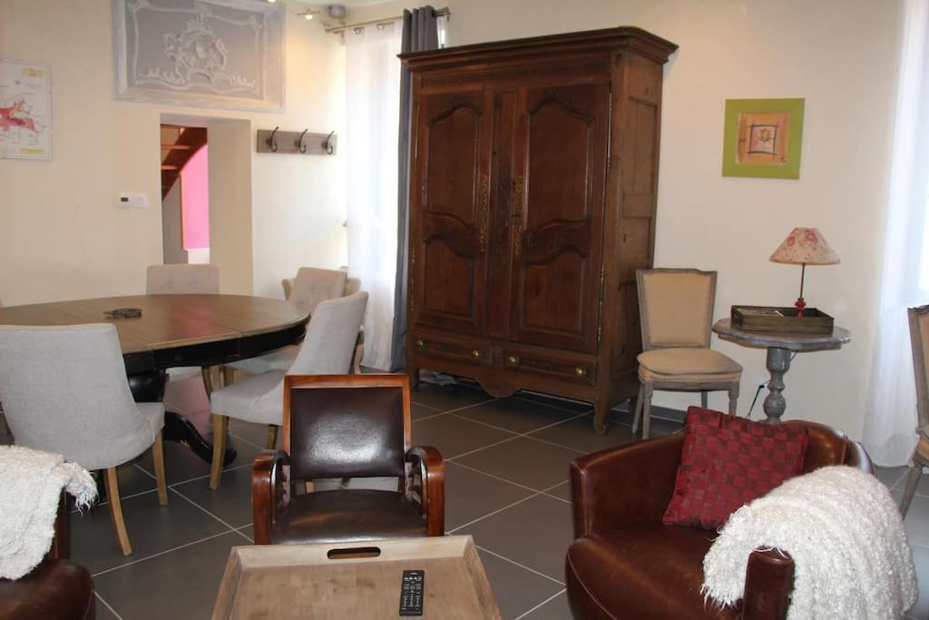 Gites De Climats De 3 A 6 Personnes Beaune  Exterior foto